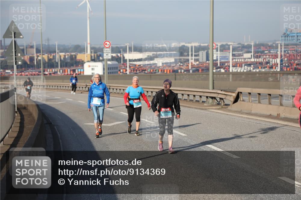 03.10.2025 - Köhlbrandbrückenlauf Yannick Fuchs http://msf.ph/oto/9134369 03.10.2025 09:09:25 Position 2 2236 meine-sportfotos.de