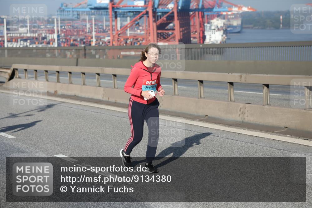 03.10.2025 - Köhlbrandbrückenlauf Yannick Fuchs http://msf.ph/oto/9134380 03.10.2025 09:09:26 Position 2  meine-sportfotos.de