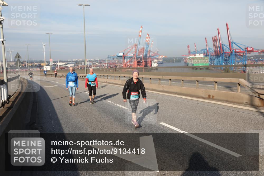 03.10.2025 - Köhlbrandbrückenlauf Yannick Fuchs http://msf.ph/oto/9134418 03.10.2025 09:09:31 Position 2  meine-sportfotos.de