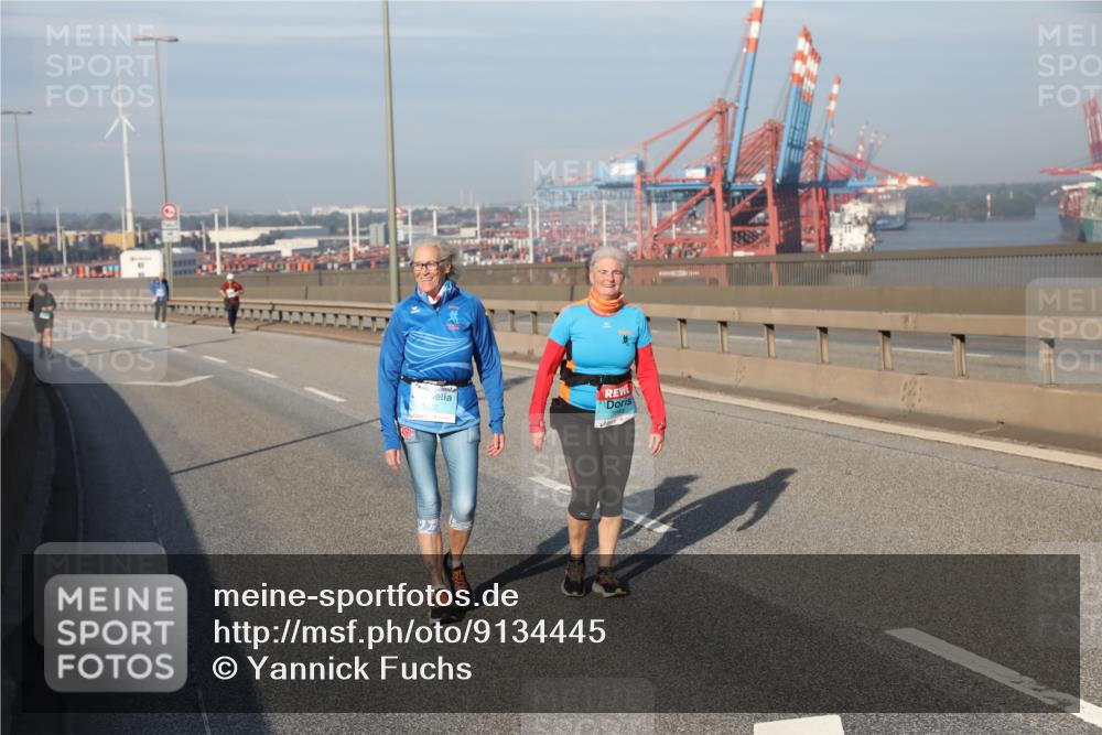 03.10.2025 - Köhlbrandbrückenlauf Yannick Fuchs http://msf.ph/oto/9134445 03.10.2025 09:09:34 Position 2  meine-sportfotos.de