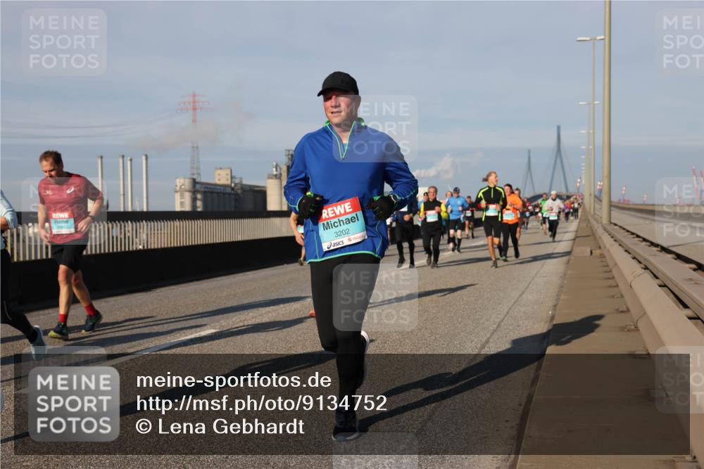 03.10.2025 - Köhlbrandbrückenlauf Lena Gebhardt http://msf.ph/oto/9134752 03.10.2025 09:52:55 Position 2 3202 meine-sportfotos.de
