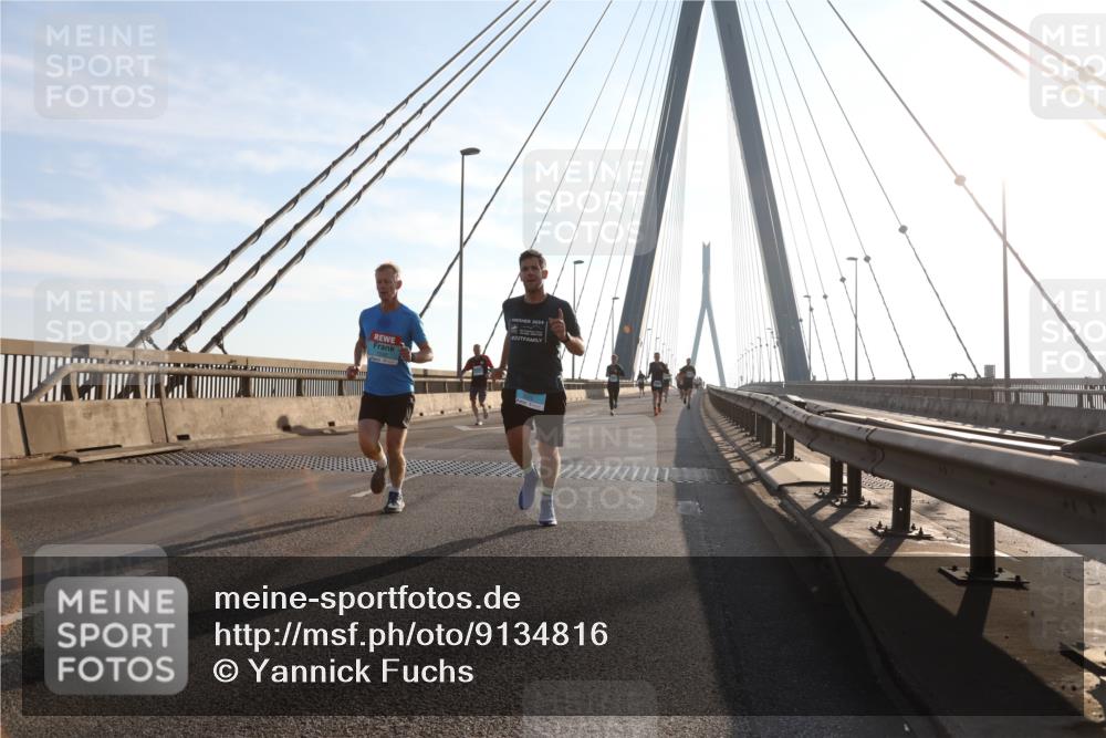 03.10.2025 - Köhlbrandbrückenlauf Yannick Fuchs http://msf.ph/oto/9134816 03.10.2025 08:22:00 Position 1 2014 meine-sportfotos.de