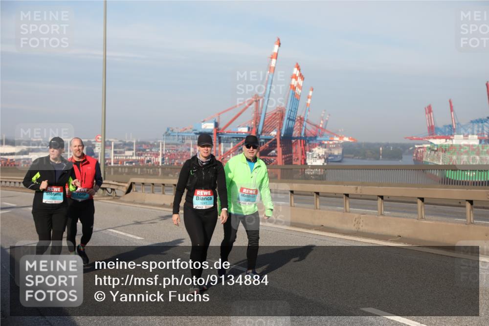 03.10.2025 - Köhlbrandbrückenlauf Yannick Fuchs http://msf.ph/oto/9134884 03.10.2025 09:12:10 Position 2 2607, 1241 meine-sportfotos.de
