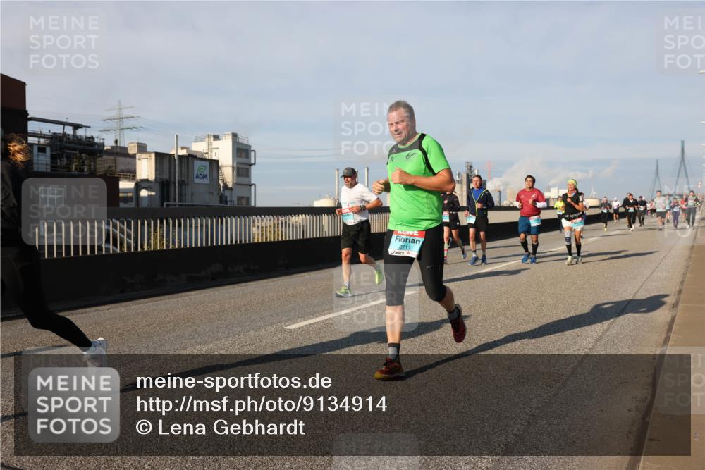 03.10.2025 - Köhlbrandbrückenlauf Lena Gebhardt http://msf.ph/oto/9134914 03.10.2025 09:53:06 Position 2 2711 meine-sportfotos.de