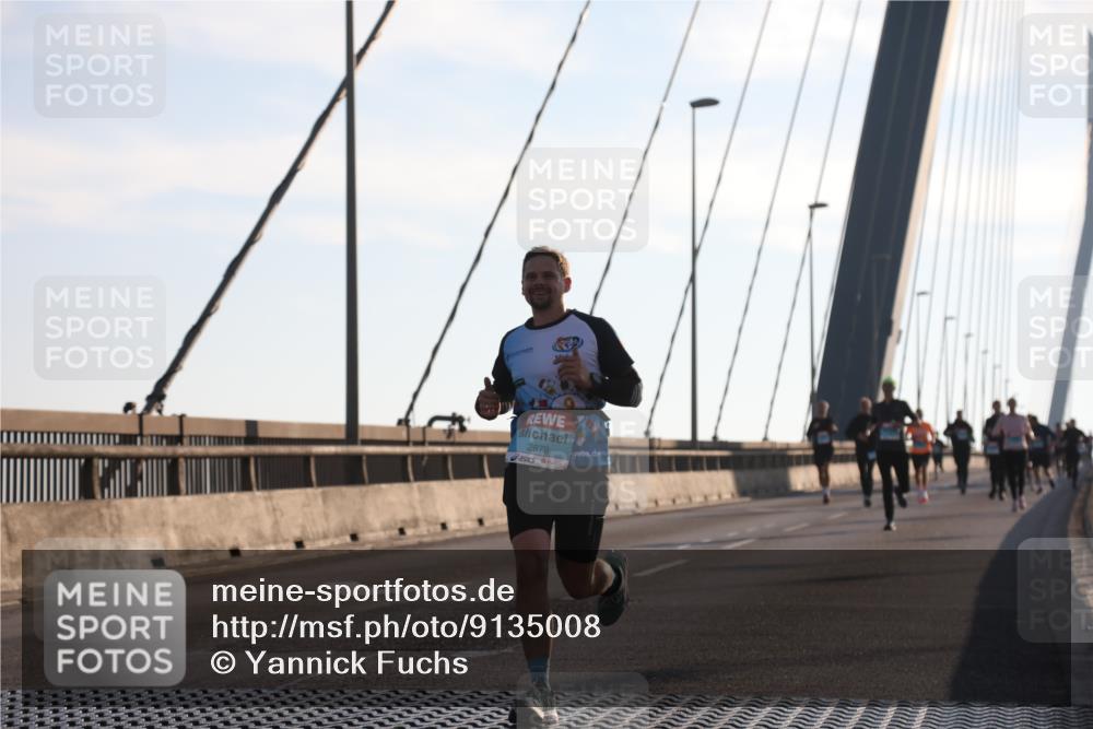 03.10.2025 - Köhlbrandbrückenlauf Yannick Fuchs http://msf.ph/oto/9135008 03.10.2025 08:22:15 Position 1 2879 meine-sportfotos.de