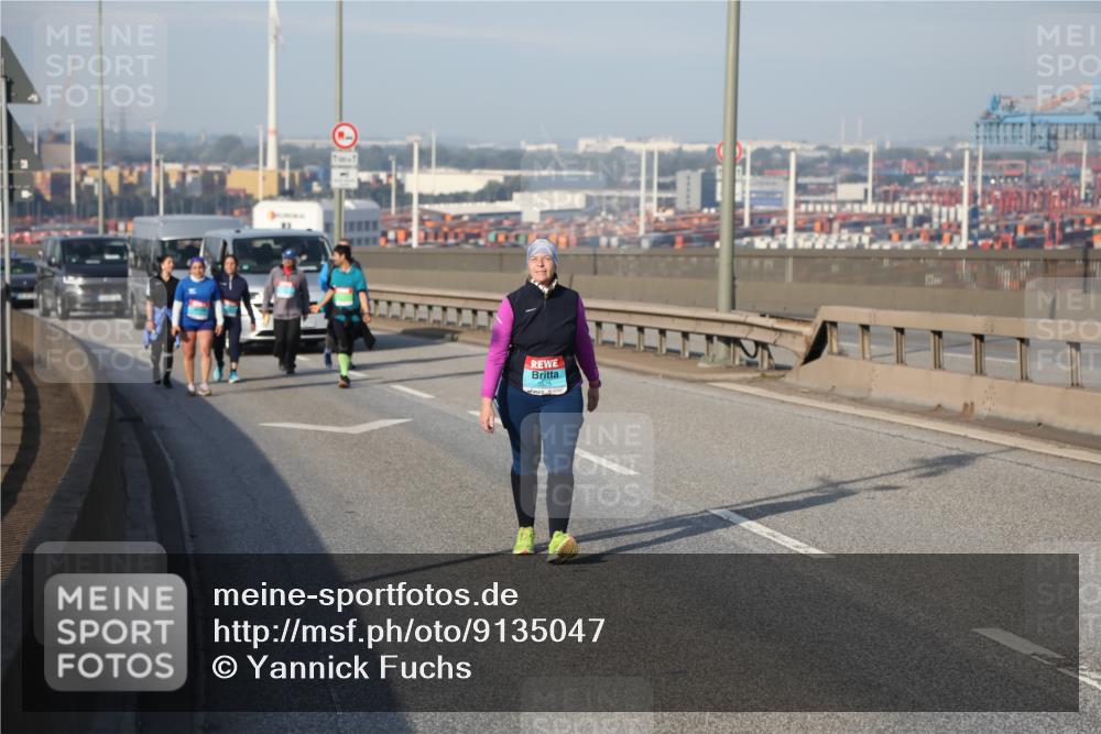 03.10.2025 - Köhlbrandbrückenlauf Yannick Fuchs http://msf.ph/oto/9135047 03.10.2025 09:13:45 Position 2  meine-sportfotos.de