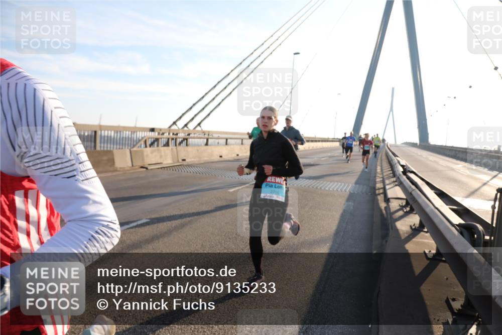 03.10.2025 - Köhlbrandbrückenlauf Yannick Fuchs http://msf.ph/oto/9135233 03.10.2025 08:22:31 Position 1 2708 meine-sportfotos.de