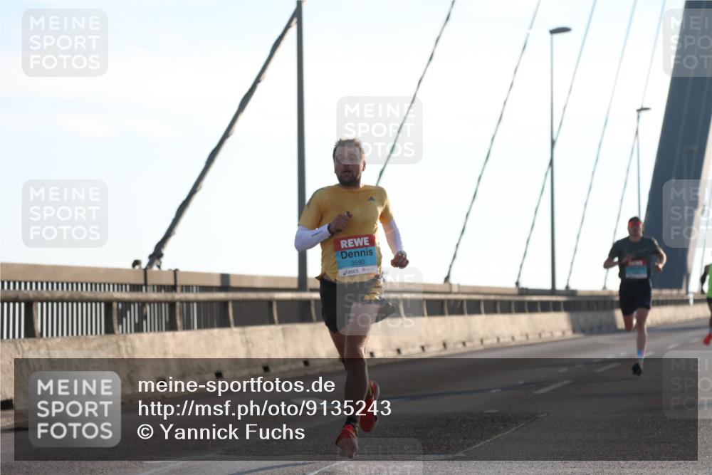 03.10.2025 - Köhlbrandbrückenlauf Yannick Fuchs http://msf.ph/oto/9135243 03.10.2025 08:17:43 Position 2 3590 meine-sportfotos.de