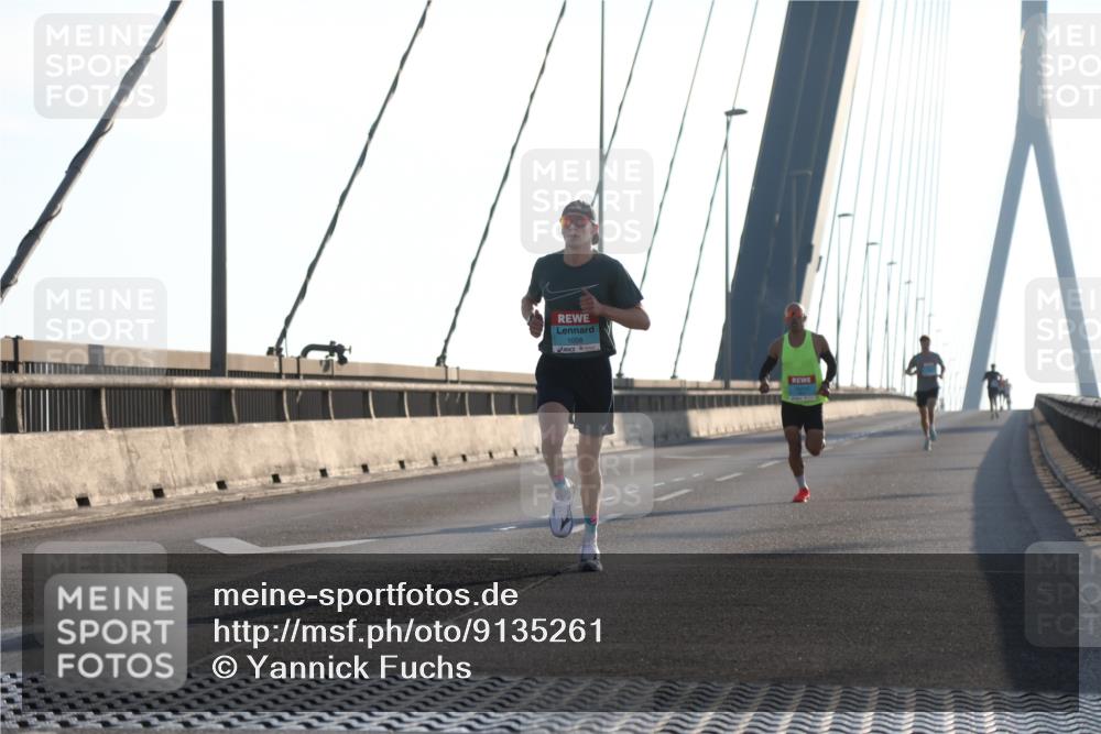 03.10.2025 - Köhlbrandbrückenlauf Yannick Fuchs http://msf.ph/oto/9135261 03.10.2025 08:17:44 Position 2 1008 meine-sportfotos.de