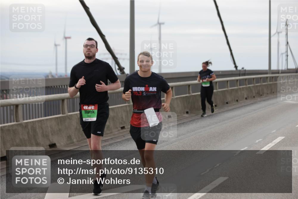 03.10.2025 - Köhlbrandbrückenlauf Jannik Wohlers http://msf.ph/oto/9135310 03.10.2025 16:06:13 Position 1 8432, 70, 3 meine-sportfotos.de