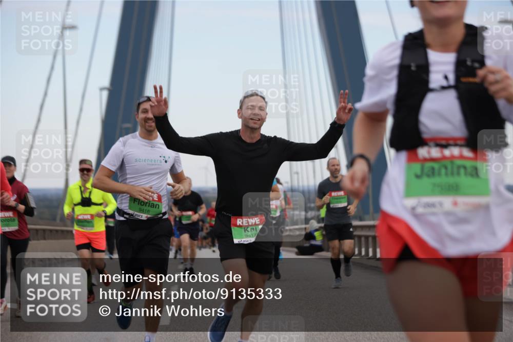 03.10.2025 - Köhlbrandbrückenlauf Jannik Wohlers http://msf.ph/oto/9135333 03.10.2025 15:24:10 Position 1 9416, 9417, 7500 meine-sportfotos.de