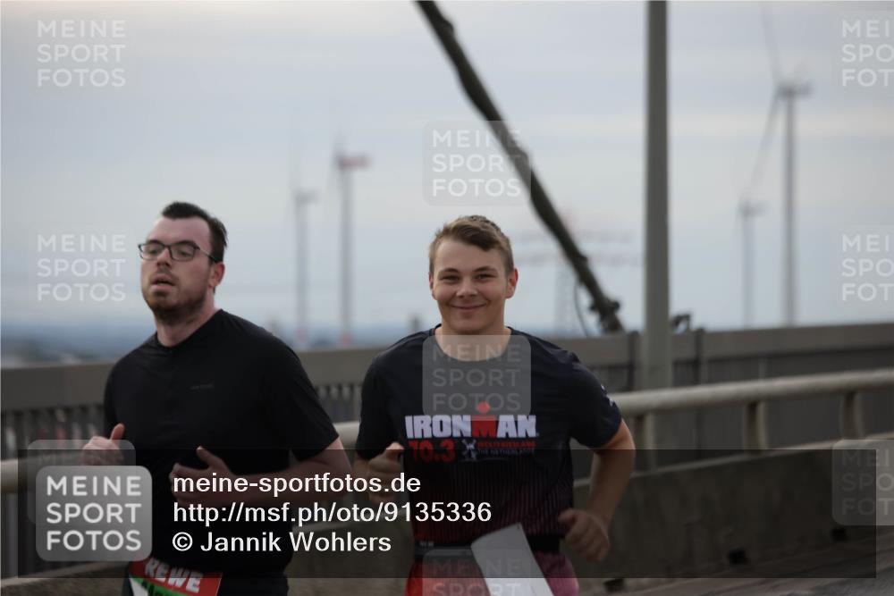 03.10.2025 - Köhlbrandbrückenlauf Jannik Wohlers http://msf.ph/oto/9135336 03.10.2025 16:06:14 Position 1 70, 3 meine-sportfotos.de