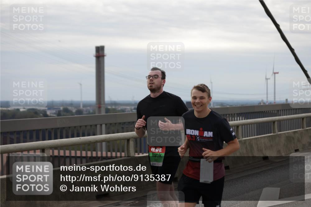 03.10.2025 - Köhlbrandbrückenlauf Jannik Wohlers http://msf.ph/oto/9135387 03.10.2025 16:06:14 Position 1 5310, 8432, 10, 3 meine-sportfotos.de