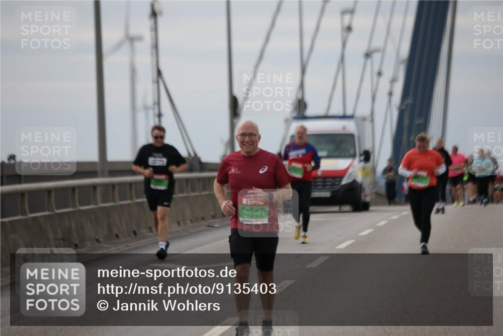 03.10.2025 - Köhlbrandbrückenlauf Jannik Wohlers http://msf.ph/oto/9135403 03.10.2025 16:06:18 Position 1  meine-sportfotos.de