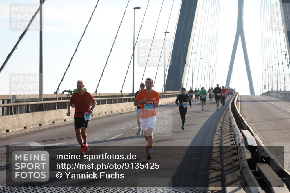 03.10.2025 - Köhlbrandbrückenlauf Yannick Fuchs http://msf.ph/oto/9135425 03.10.2025 08:22:41 Position 1  meine-sportfotos.de