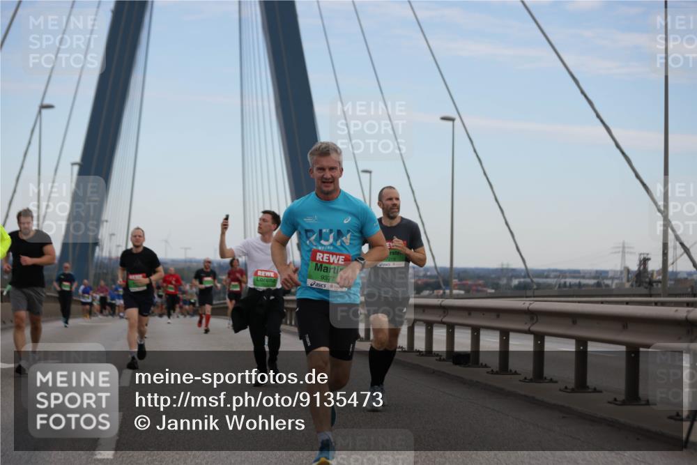 03.10.2025 - Köhlbrandbrückenlauf Jannik Wohlers http://msf.ph/oto/9135473 03.10.2025 15:24:13 Position 1 9377, 7219 meine-sportfotos.de