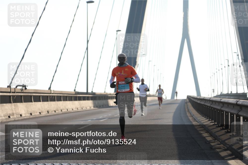 03.10.2025 - Köhlbrandbrückenlauf Yannick Fuchs http://msf.ph/oto/9135524 03.10.2025 08:18:10 Position 2 3714 meine-sportfotos.de