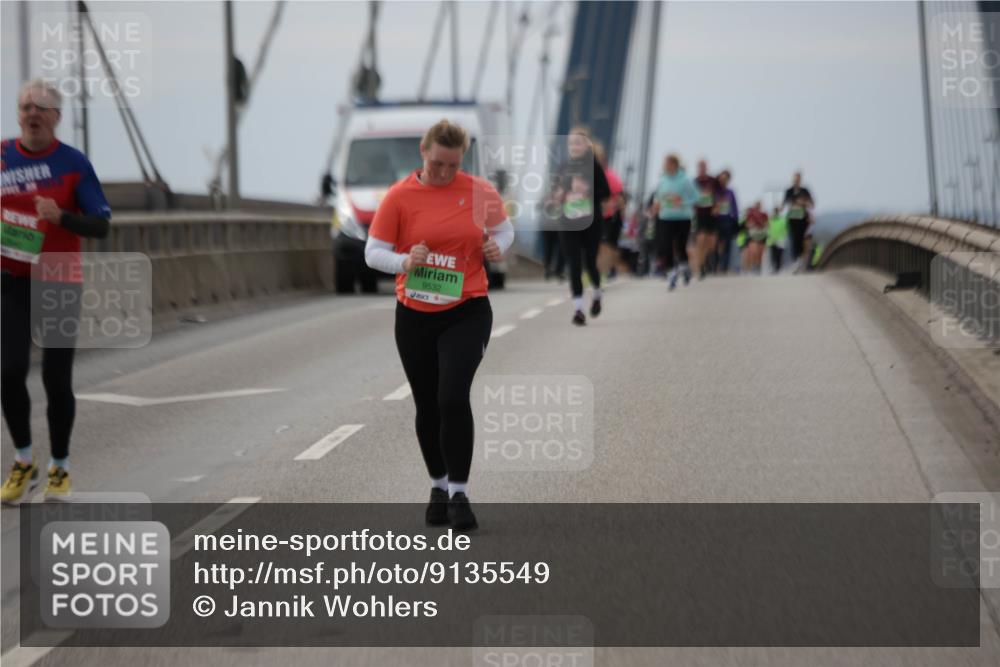 03.10.2025 - Köhlbrandbrückenlauf Jannik Wohlers http://msf.ph/oto/9135549 03.10.2025 16:06:23 Position 1 9532 meine-sportfotos.de
