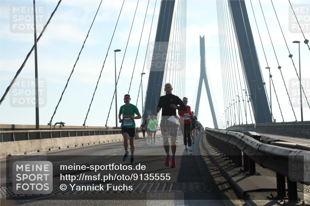03.10.2025 - Köhlbrandbrückenlauf Yannick Fuchs http://msf.ph/oto/9135555 03.10.2025 08:22:50 Position 1  meine-sportfotos.de