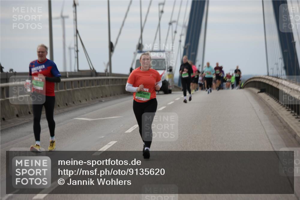 03.10.2025 - Köhlbrandbrückenlauf Jannik Wohlers http://msf.ph/oto/9135620 03.10.2025 16:06:24 Position 1 9532 meine-sportfotos.de