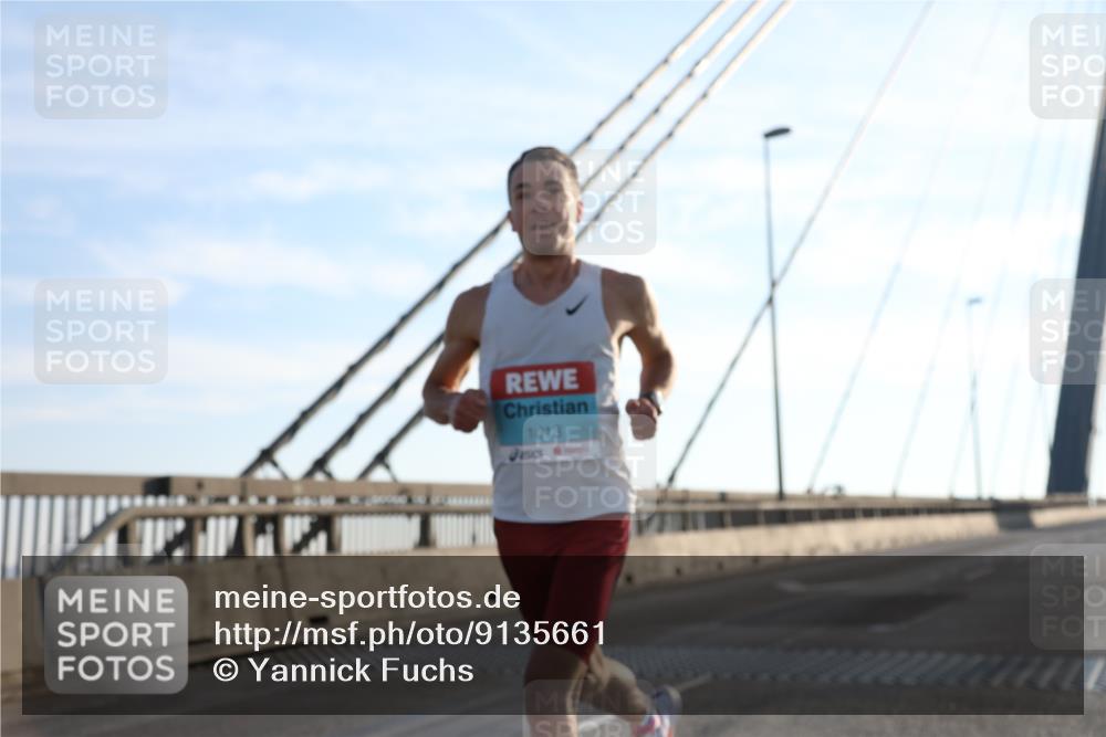 03.10.2025 - Köhlbrandbrückenlauf Yannick Fuchs http://msf.ph/oto/9135661 03.10.2025 08:18:19 Position 2 1013 meine-sportfotos.de