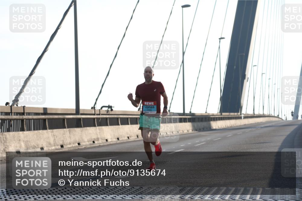03.10.2025 - Köhlbrandbrückenlauf Yannick Fuchs http://msf.ph/oto/9135674 03.10.2025 08:18:36 Position 2  meine-sportfotos.de