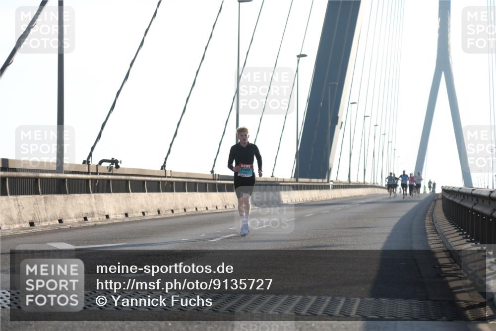 03.10.2025 - Köhlbrandbrückenlauf Yannick Fuchs http://msf.ph/oto/9135727 03.10.2025 08:19:04 Position 2  meine-sportfotos.de