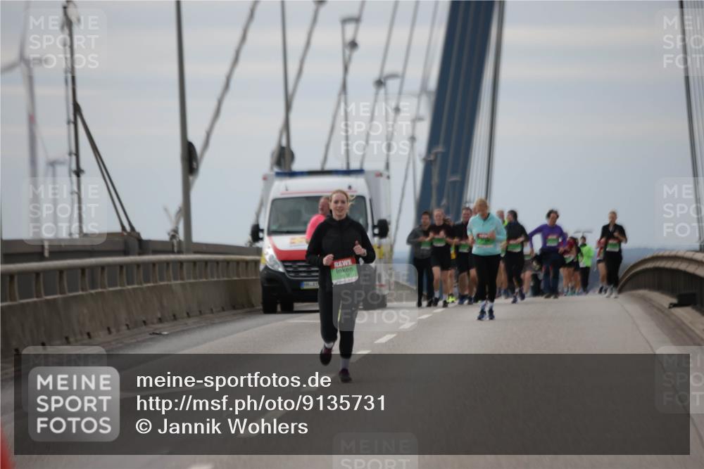 03.10.2025 - Köhlbrandbrückenlauf Jannik Wohlers http://msf.ph/oto/9135731 03.10.2025 16:06:28 Position 1  meine-sportfotos.de