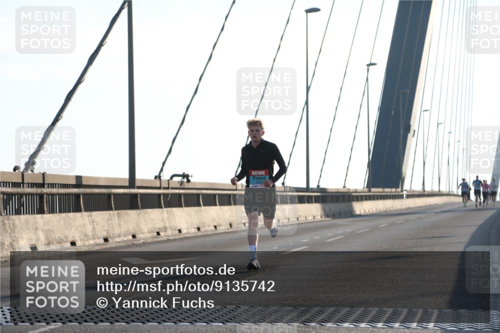 03.10.2025 - Köhlbrandbrückenlauf Yannick Fuchs http://msf.ph/oto/9135742 03.10.2025 08:19:05 Position 2 3127 meine-sportfotos.de