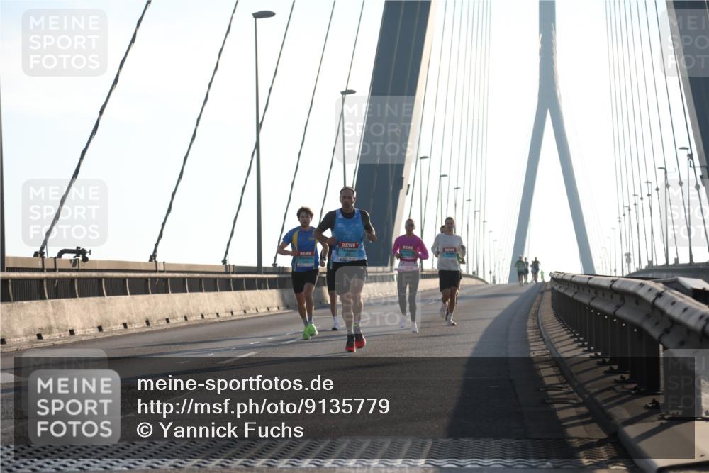 03.10.2025 - Köhlbrandbrückenlauf Yannick Fuchs http://msf.ph/oto/9135779 03.10.2025 08:19:18 Position 2  meine-sportfotos.de