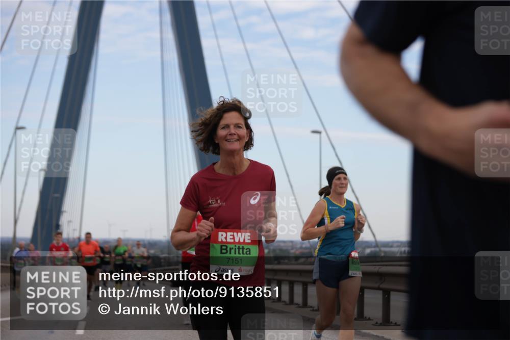 03.10.2025 - Köhlbrandbrückenlauf Jannik Wohlers http://msf.ph/oto/9135851 03.10.2025 15:24:22 Position 1 7151 meine-sportfotos.de