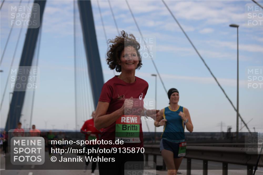 03.10.2025 - Köhlbrandbrückenlauf Jannik Wohlers http://msf.ph/oto/9135870 03.10.2025 15:24:23 Position 1 7151 meine-sportfotos.de