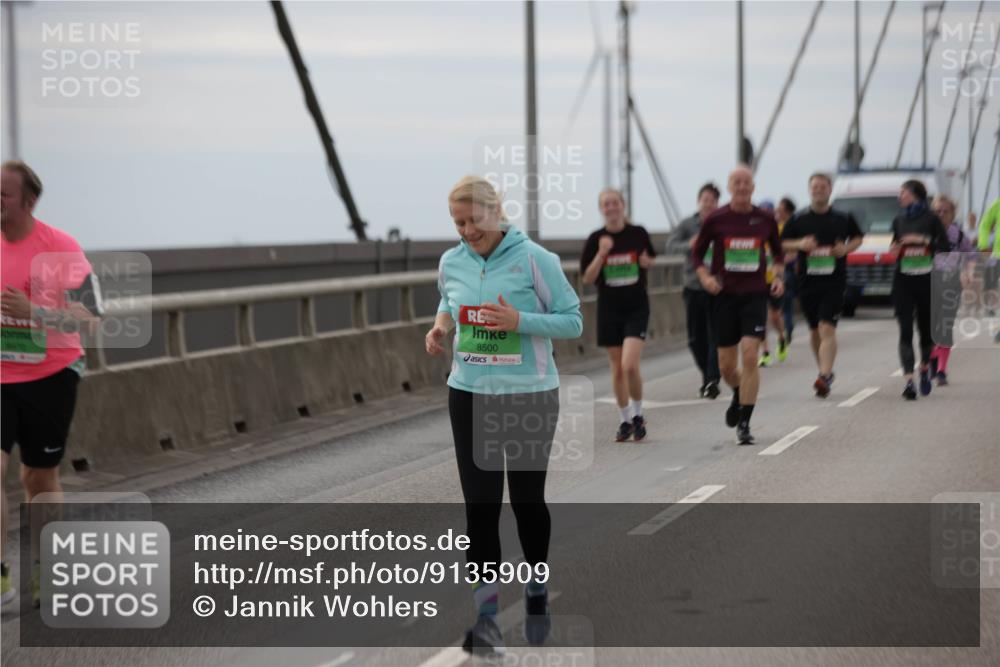 03.10.2025 - Köhlbrandbrückenlauf Jannik Wohlers http://msf.ph/oto/9135909 03.10.2025 16:06:45 Position 1 8500 meine-sportfotos.de