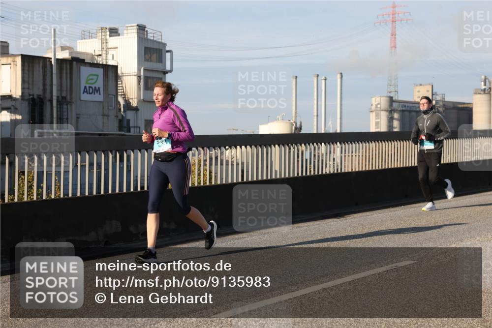 03.10.2025 - Köhlbrandbrückenlauf Lena Gebhardt http://msf.ph/oto/9135983 03.10.2025 09:53:57 Position 2 1444 meine-sportfotos.de