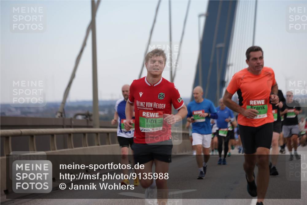 03.10.2025 - Köhlbrandbrückenlauf Jannik Wohlers http://msf.ph/oto/9135988 03.10.2025 15:24:27 Position 1 96, 9115 meine-sportfotos.de