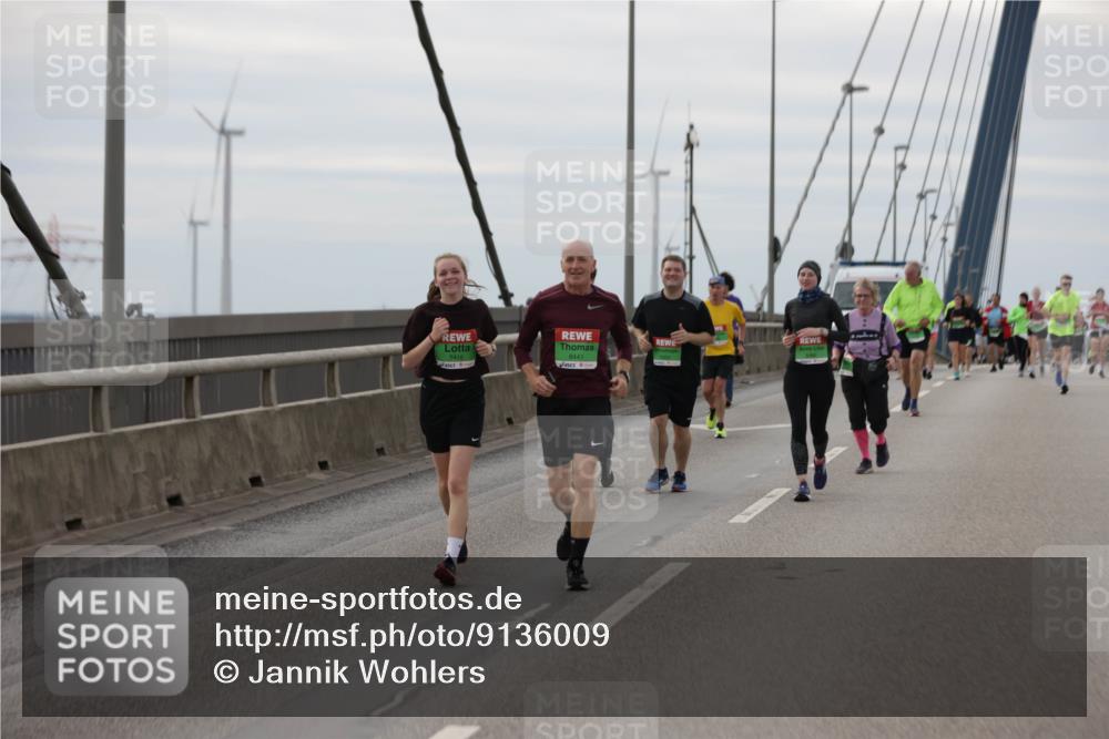 03.10.2025 - Köhlbrandbrückenlauf Jannik Wohlers http://msf.ph/oto/9136009 03.10.2025 16:06:50 Position 1 8416, 8441 meine-sportfotos.de