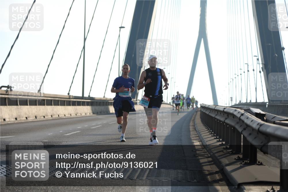 03.10.2025 - Köhlbrandbrückenlauf Yannick Fuchs http://msf.ph/oto/9136021 03.10.2025 08:19:43 Position 2  meine-sportfotos.de