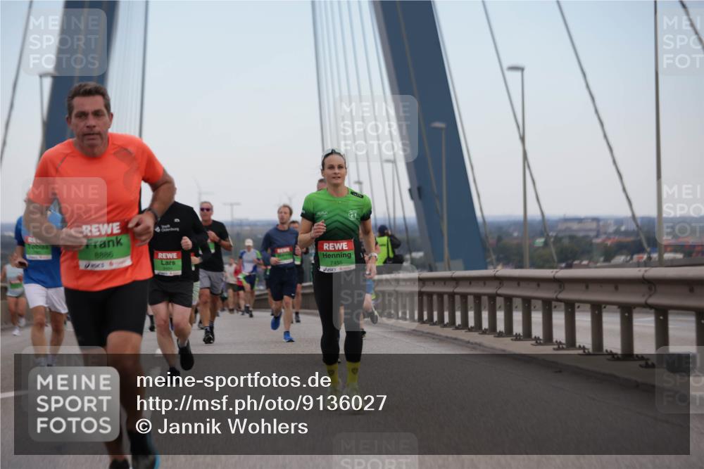 03.10.2025 - Köhlbrandbrückenlauf Jannik Wohlers http://msf.ph/oto/9136027 03.10.2025 15:24:28 Position 1 8886, 7455 meine-sportfotos.de