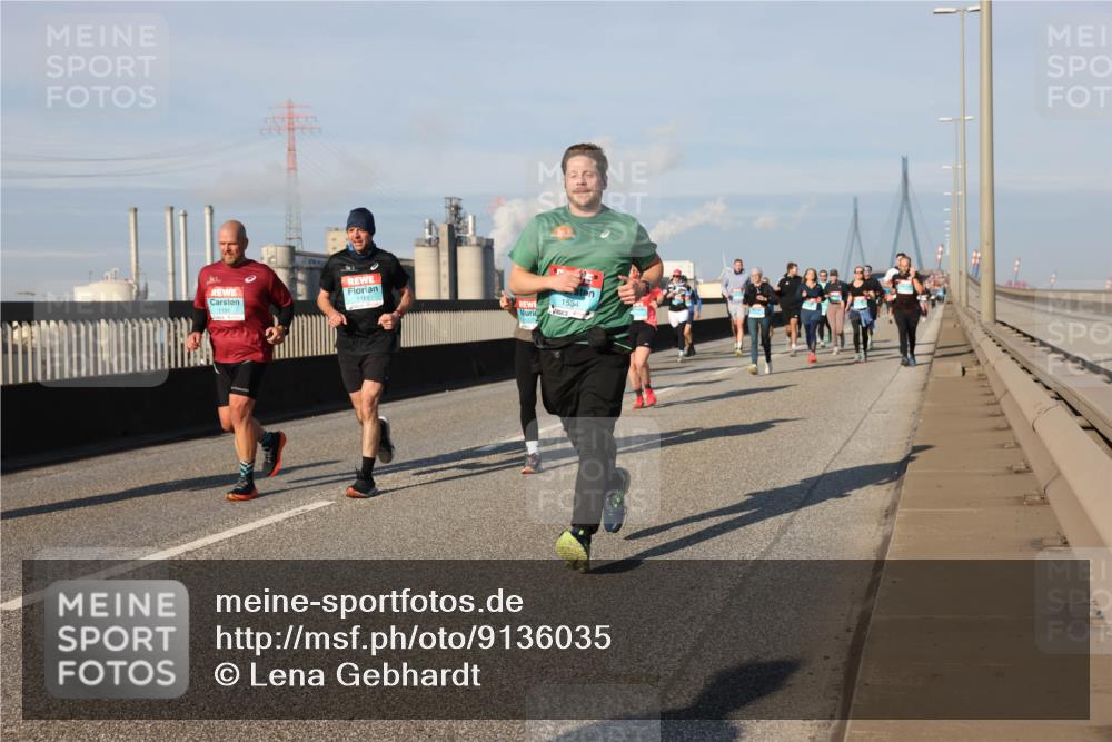 03.10.2025 - Köhlbrandbrückenlauf Lena Gebhardt http://msf.ph/oto/9136035 03.10.2025 09:54:00 Position 2 1191, 1534 meine-sportfotos.de