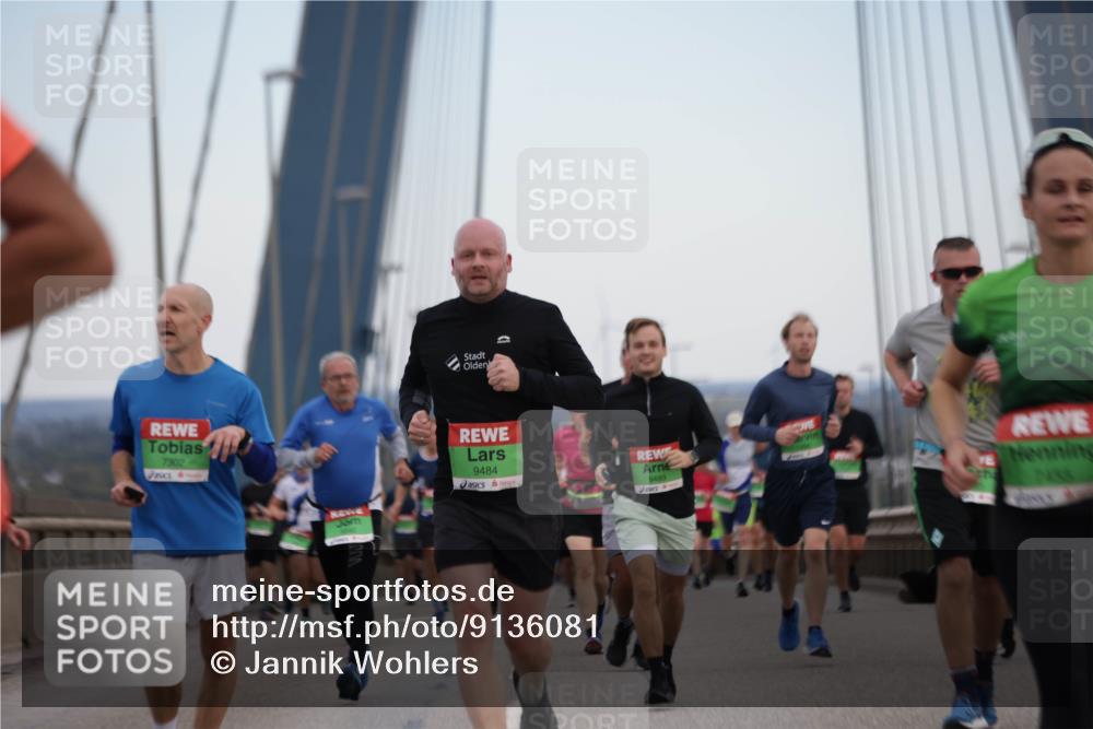 03.10.2025 - Köhlbrandbrückenlauf Jannik Wohlers http://msf.ph/oto/9136081 03.10.2025 15:24:29 Position 1 7302, 9484, 9489 meine-sportfotos.de
