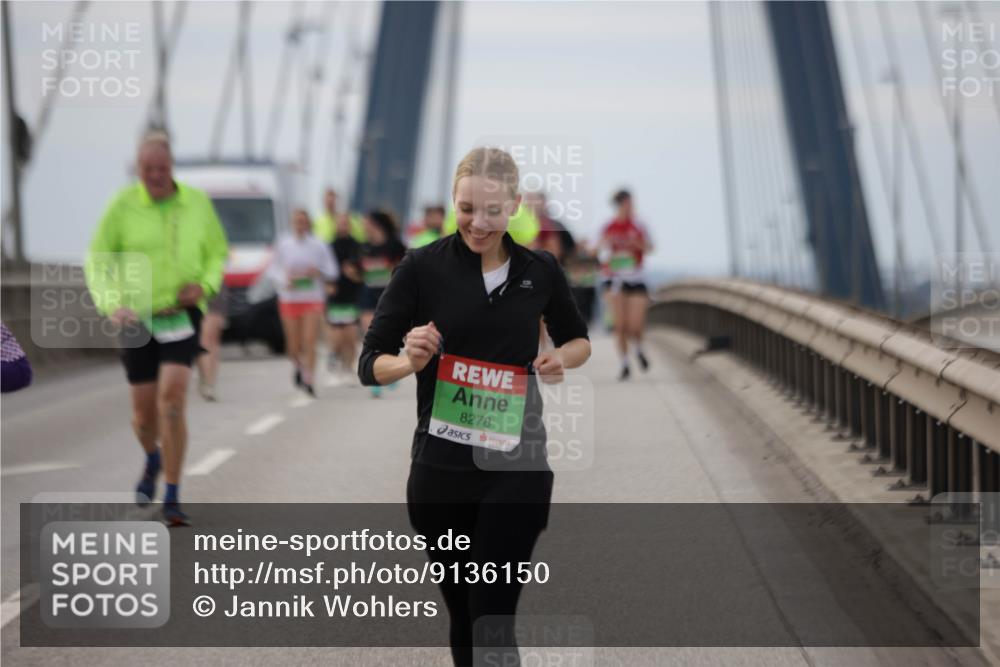 03.10.2025 - Köhlbrandbrückenlauf Jannik Wohlers http://msf.ph/oto/9136150 03.10.2025 16:06:54 Position 1 8278 meine-sportfotos.de