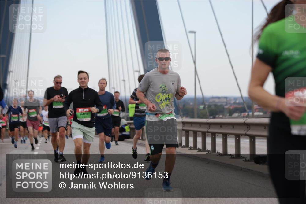 03.10.2025 - Köhlbrandbrückenlauf Jannik Wohlers http://msf.ph/oto/9136153 03.10.2025 15:24:31 Position 1 9489, 10 meine-sportfotos.de