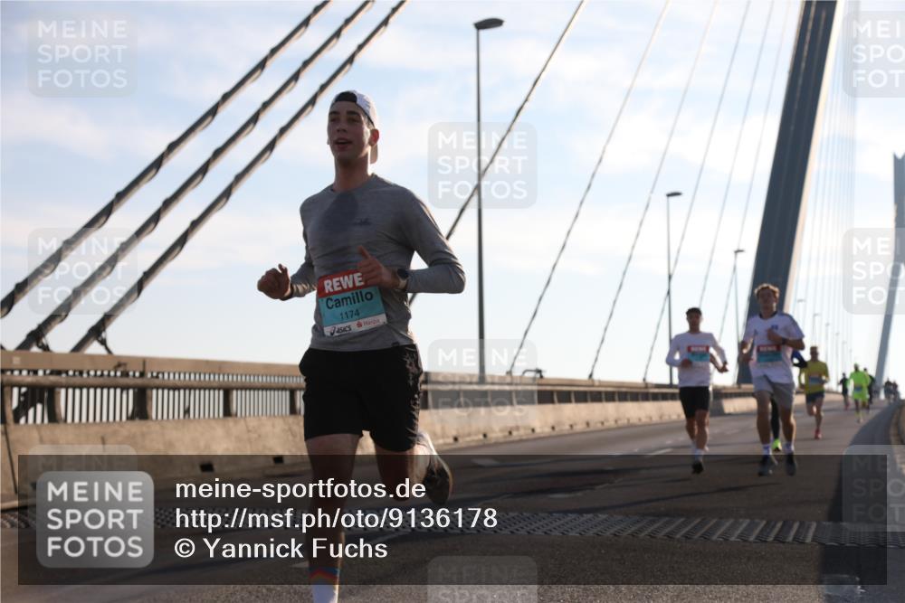 03.10.2025 - Köhlbrandbrückenlauf Yannick Fuchs http://msf.ph/oto/9136178 03.10.2025 08:20:00 Position 2 1174 meine-sportfotos.de
