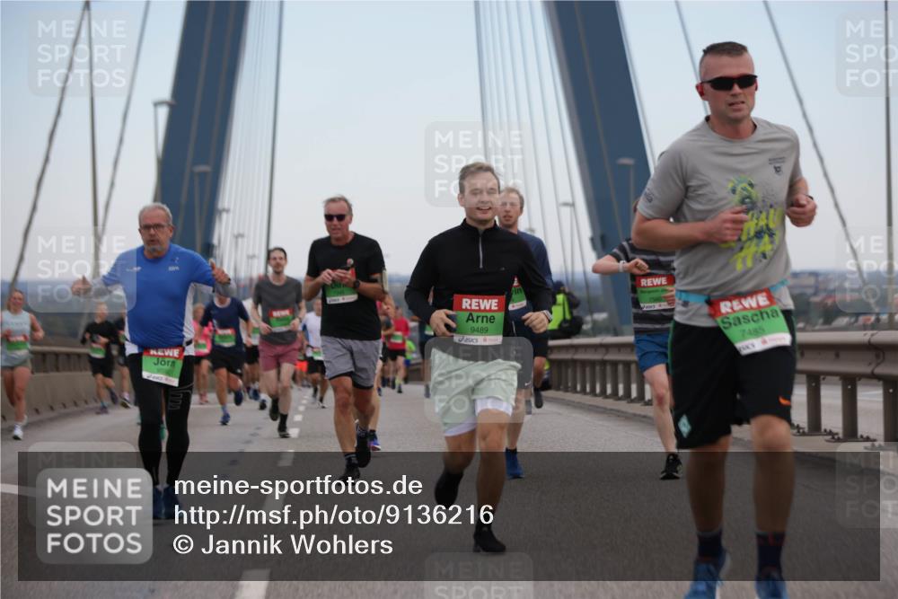 03.10.2025 - Köhlbrandbrückenlauf Jannik Wohlers http://msf.ph/oto/9136216 03.10.2025 15:24:33 Position 1 9489, 7485 meine-sportfotos.de