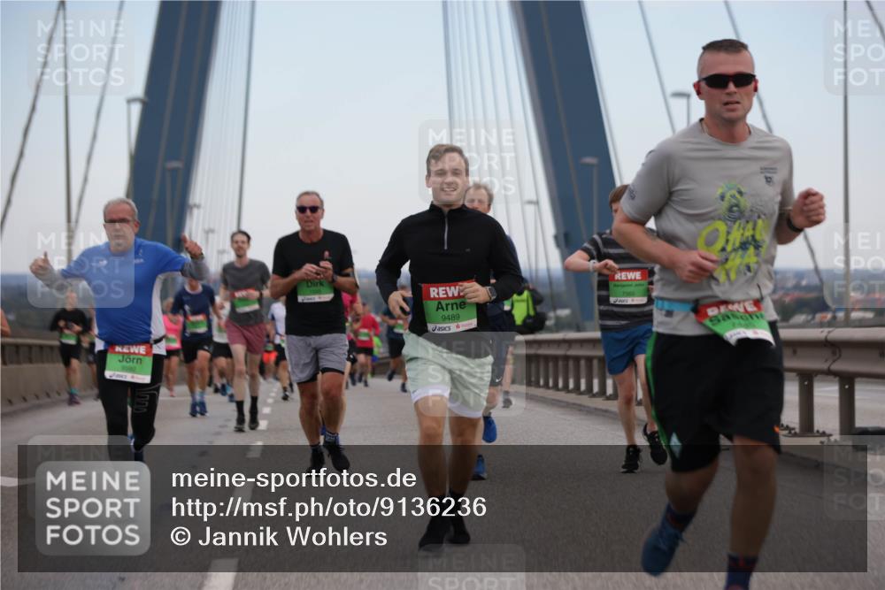 03.10.2025 - Köhlbrandbrückenlauf Jannik Wohlers http://msf.ph/oto/9136236 03.10.2025 15:24:33 Position 1 9489, 7560 meine-sportfotos.de