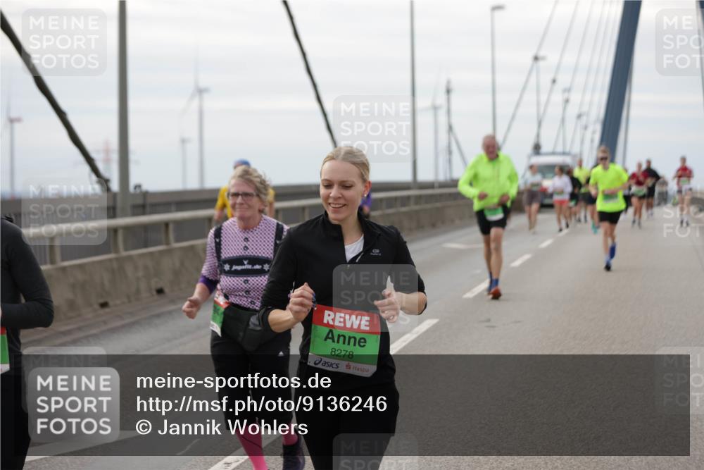 03.10.2025 - Köhlbrandbrückenlauf Jannik Wohlers http://msf.ph/oto/9136246 03.10.2025 16:06:57 Position 1 8278 meine-sportfotos.de