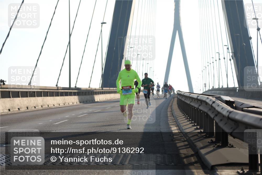 03.10.2025 - Köhlbrandbrückenlauf Yannick Fuchs http://msf.ph/oto/9136292 03.10.2025 08:20:06 Position 2  meine-sportfotos.de