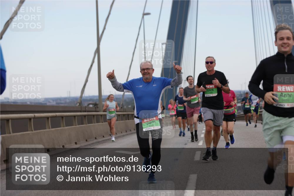 03.10.2025 - Köhlbrandbrückenlauf Jannik Wohlers http://msf.ph/oto/9136293 03.10.2025 15:24:34 Position 1 9592, 7345, 9489 meine-sportfotos.de