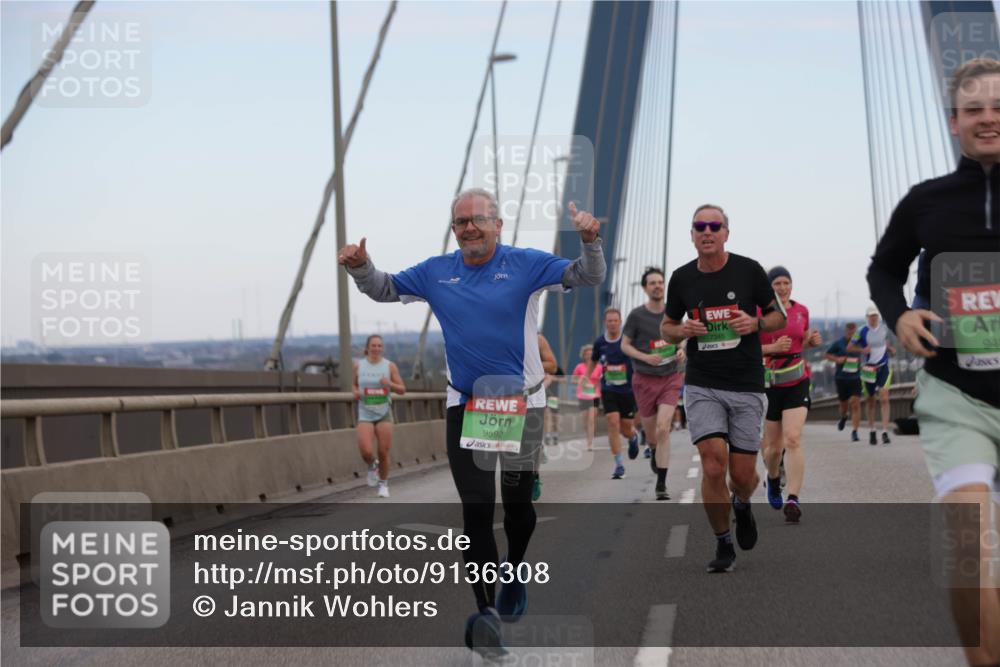 03.10.2025 - Köhlbrandbrückenlauf Jannik Wohlers http://msf.ph/oto/9136308 03.10.2025 15:24:34 Position 1 9592, 7345, 945 meine-sportfotos.de