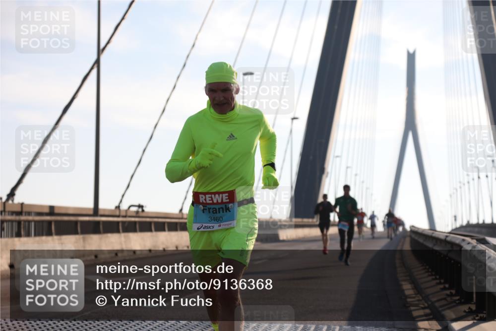 03.10.2025 - Köhlbrandbrückenlauf Yannick Fuchs http://msf.ph/oto/9136368 03.10.2025 08:20:08 Position 2 3460 meine-sportfotos.de